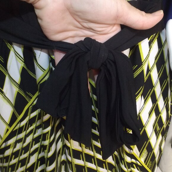 CALVIN KLEIN Dress, 12, Geometric, Half sleeve, Sash/Belt, Chartreuse/Black - Picture 7 of 11